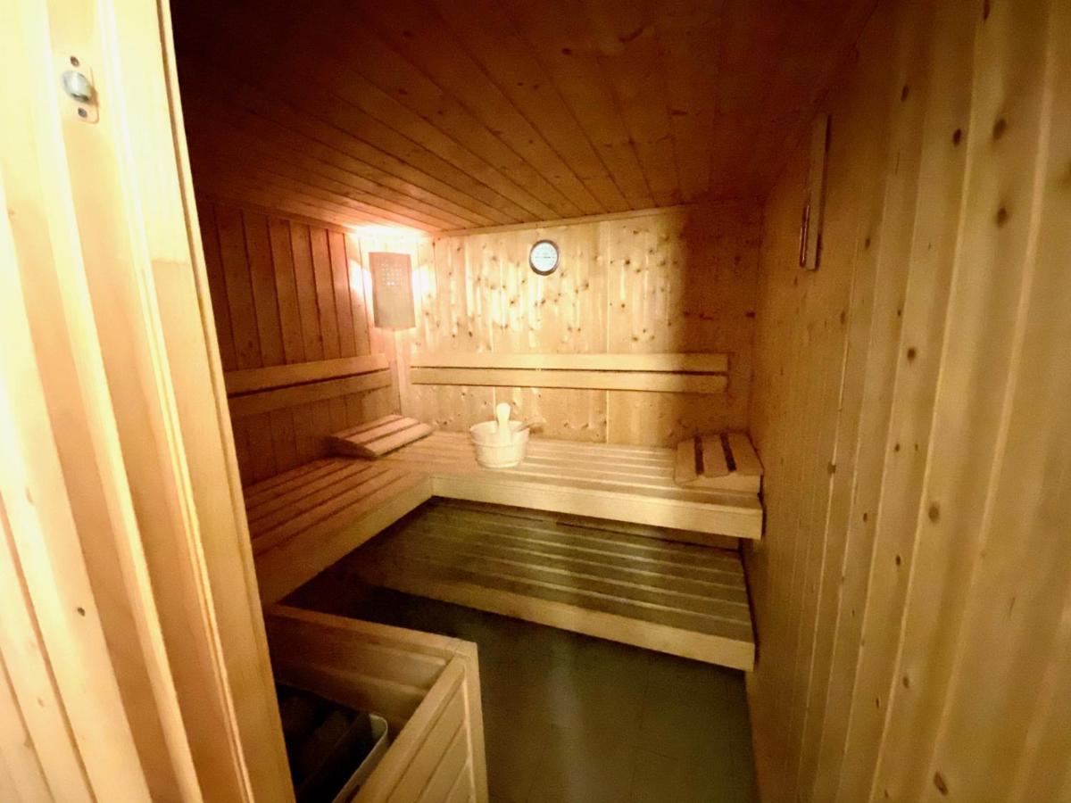 Chalet In Morzine Sleeping 12 With Sauna מראה חיצוני תמונה